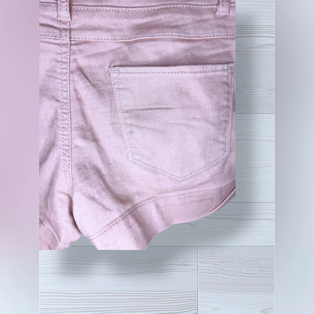 NO BOUNDARIES Women’s Rose Pink High Rise Denim Shorts